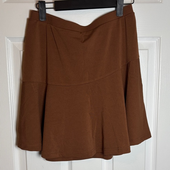 Chic Brown Mini Skirt for Women - Picture 1 of 3